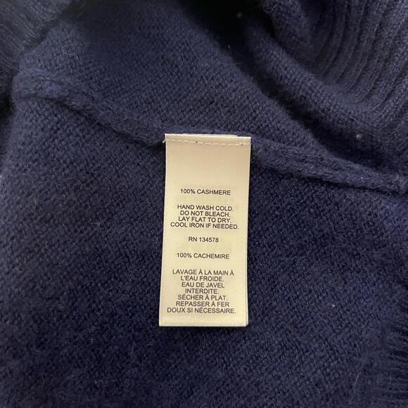Vineyard Vines Seaspun 100% Cashmere Blue/White VNeck Sweater Lightweight Large - Picture 7 of 9